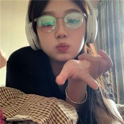 与雪女同行吃蟹